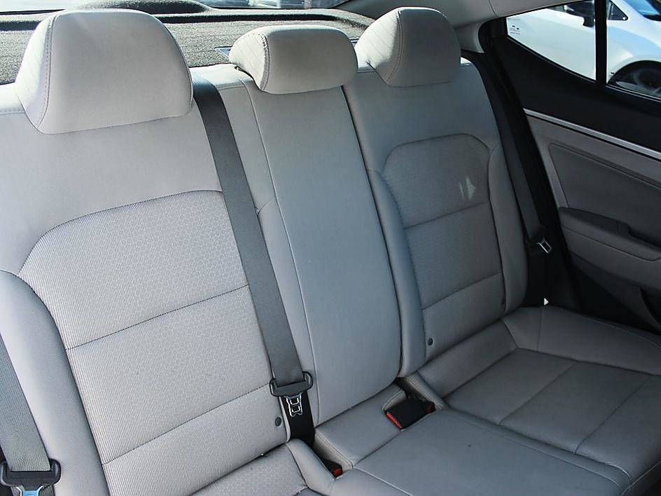 Used 2018 Hyundai Elantra Value Edition w/ Cargo Package FWD image 18