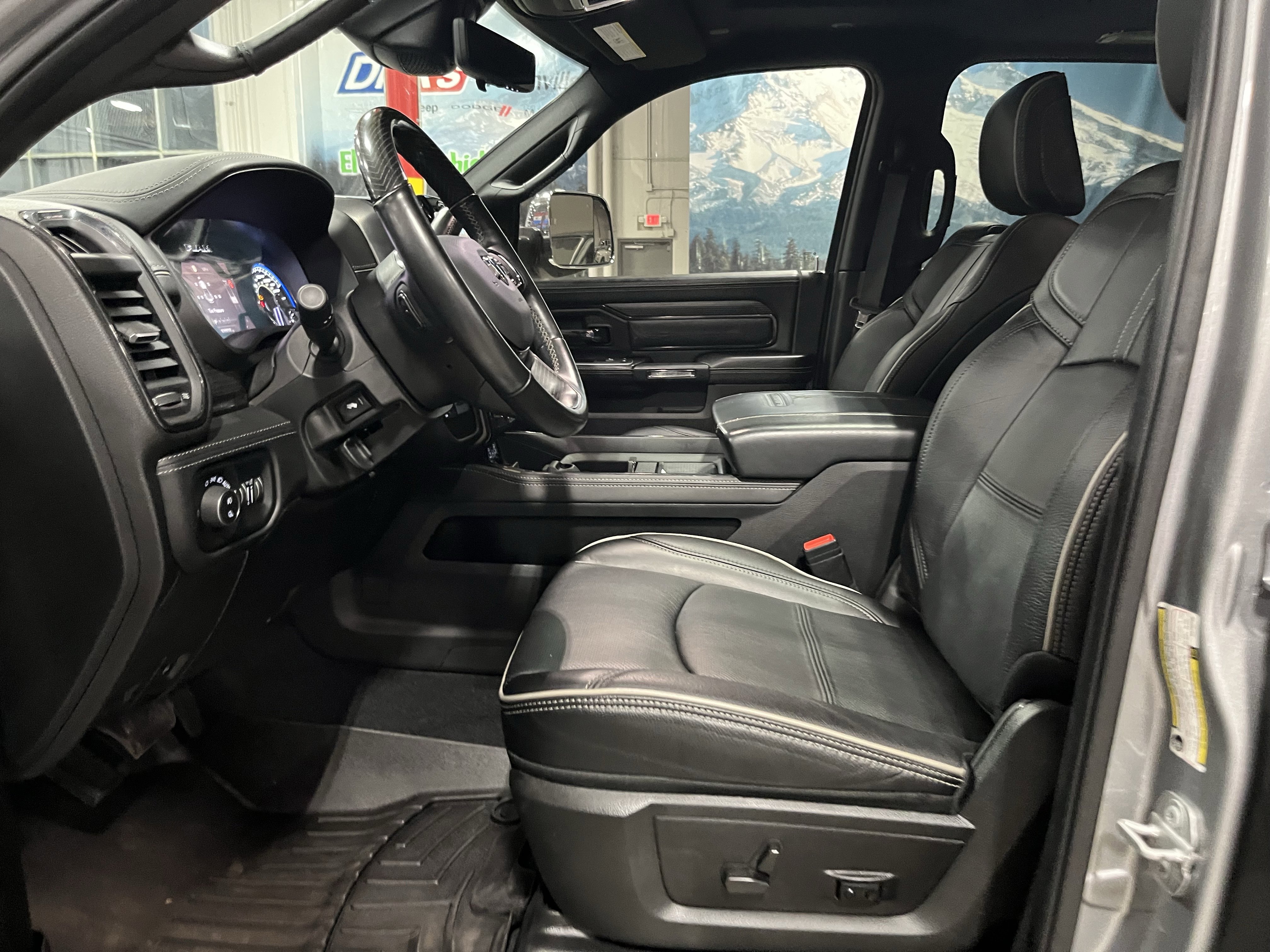 Used 2022 RAM 3500 Limited image 12