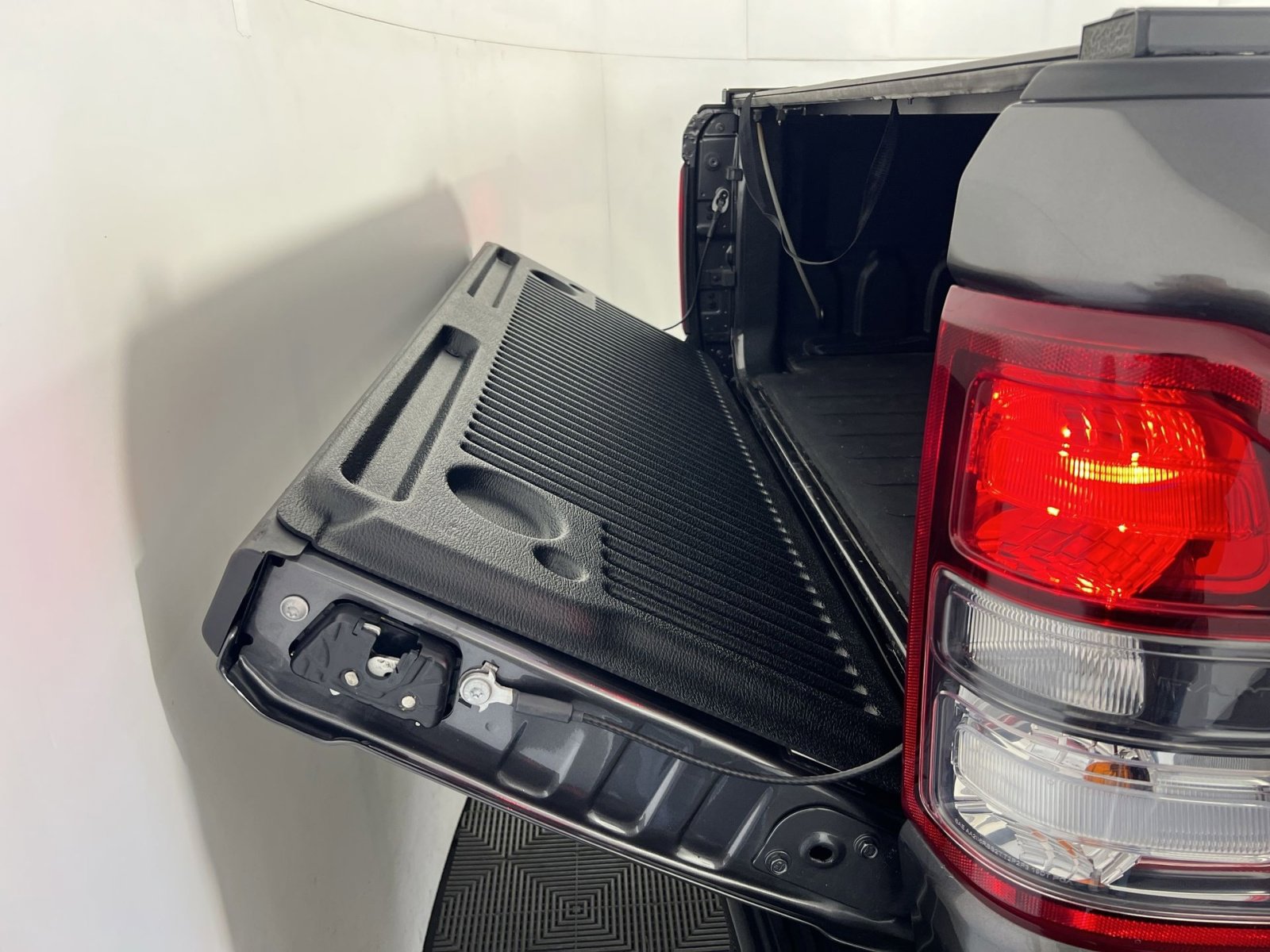 Used 2022 RAM 1500 Big Horn AWD/4WD image 27