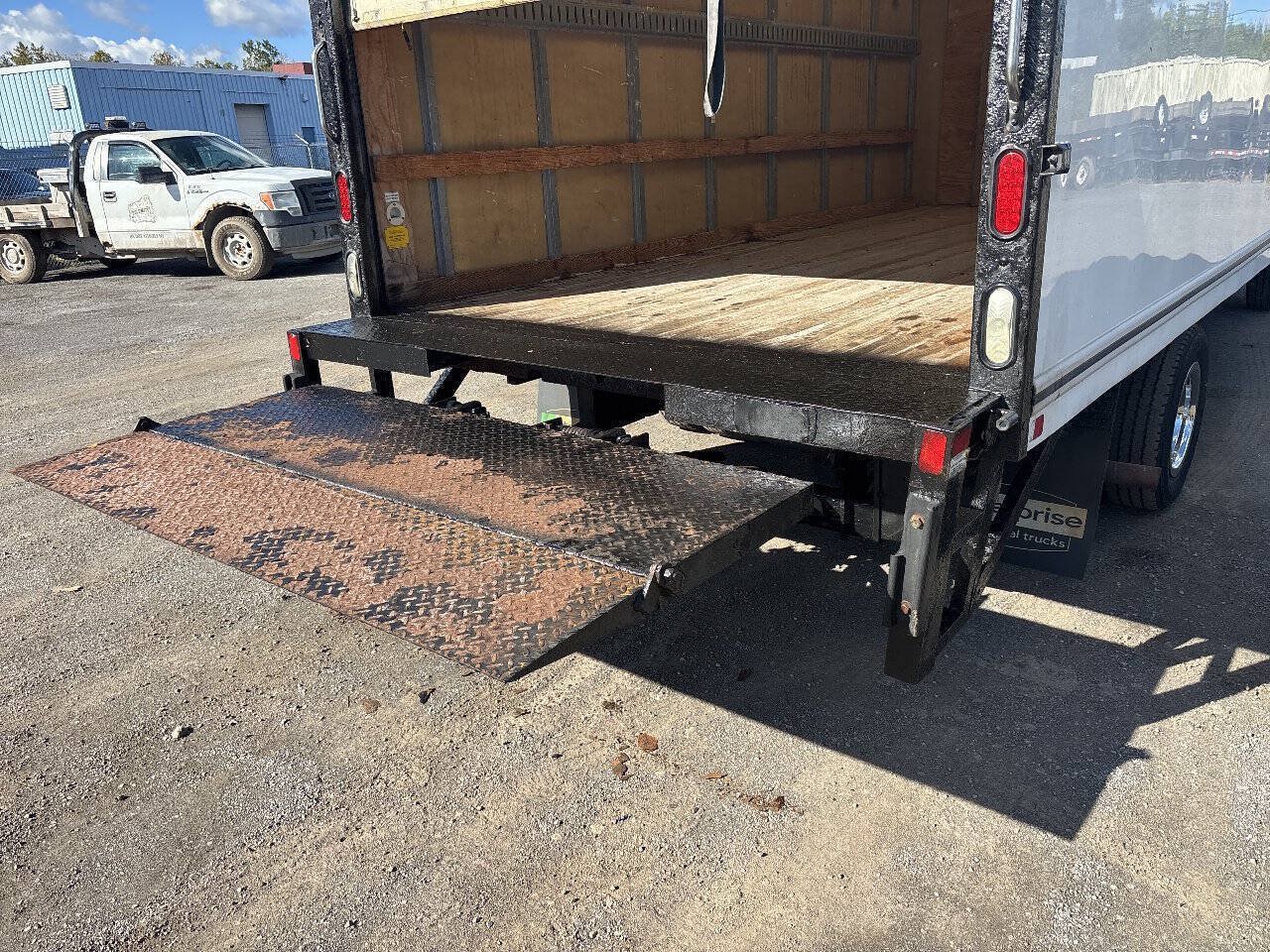 Used 2018 Ford E-350 and Econoline 350 Super Duty RWD image 23