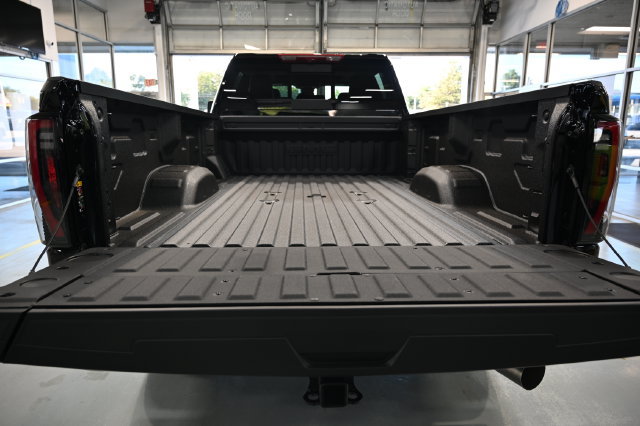 New 2026 GMC Sierra 3500 AT4 w/ AT4 Premium Plus Package AWD/4WD image 8