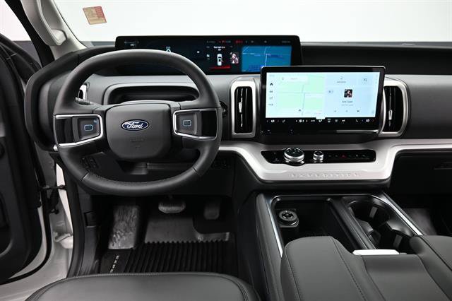 Certified 2026 Ford Expedition Active AWD/4WD image 11