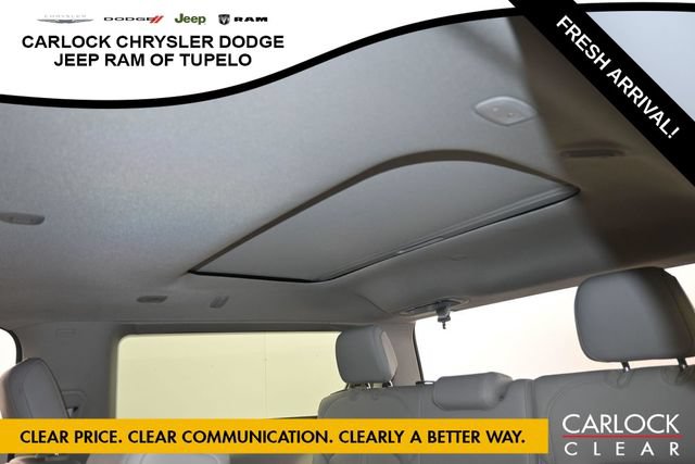Used 2024 Jeep Wagoneer 2WD image 31