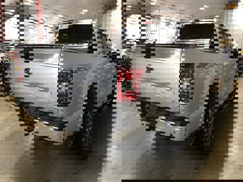 Used 2019 Ford F150 XLT w/ Equipment Group 302A Luxury image 6