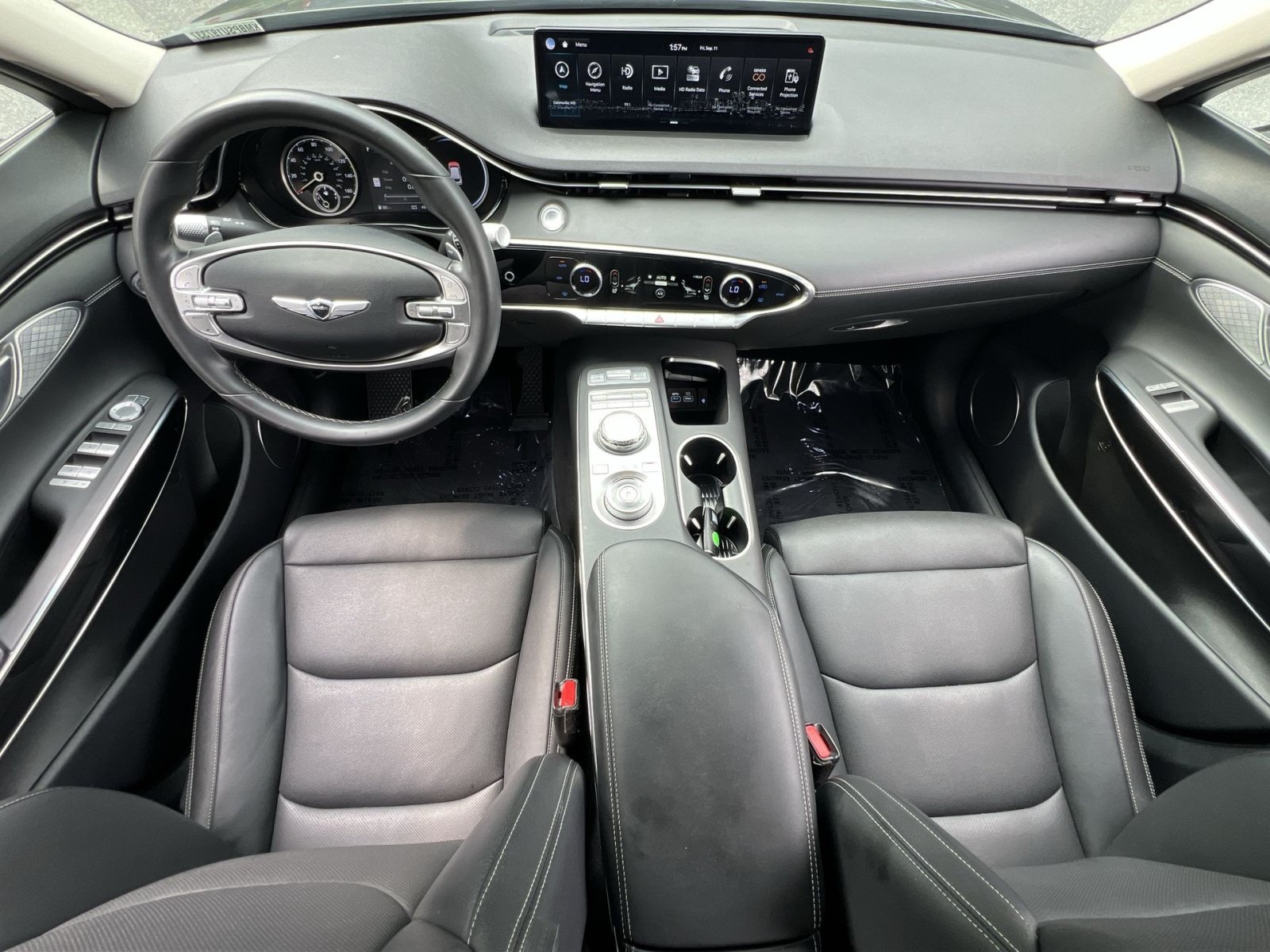 Used 2025 Genesis GV70 2.5T AWD/4WD image 28
