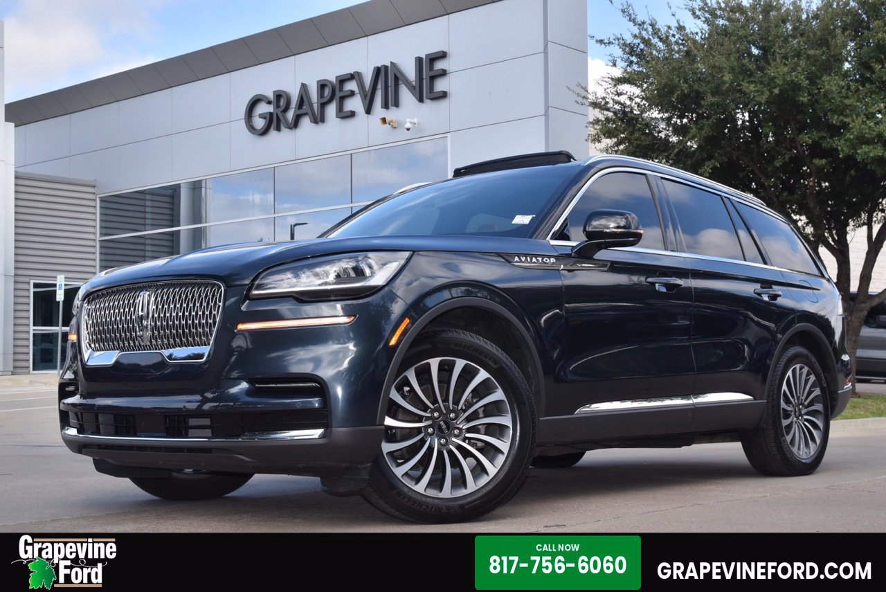 Certified 2024 Lincoln Aviator Reserve AWD/4WD image 1