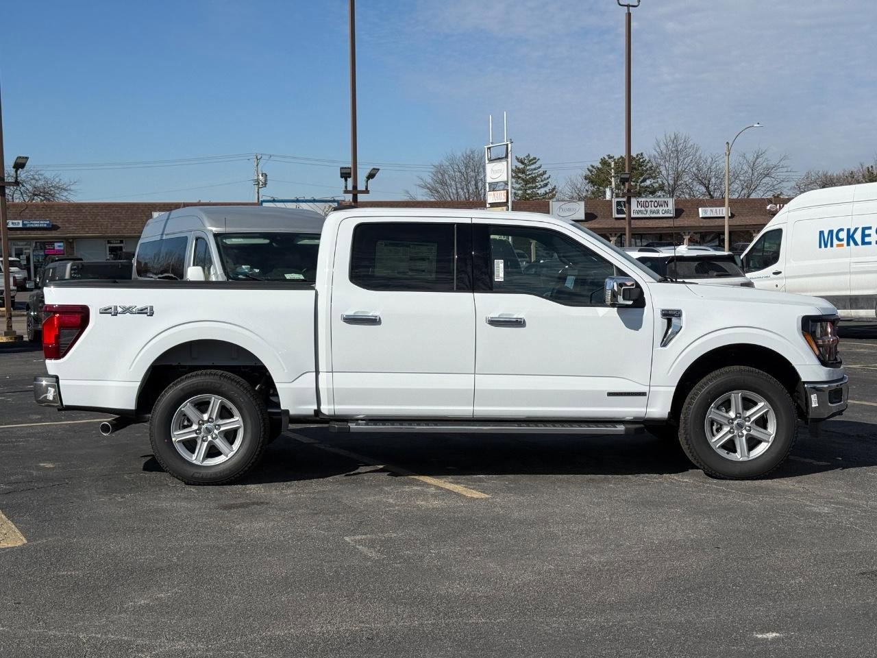 New 2025 Ford F150 XLT w/ Equipment Group 302A MID image 2