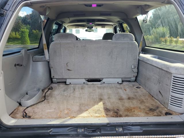 Used 1997 Chevrolet Suburban 4WD w/ Preferred Equipment Group 2 image 7