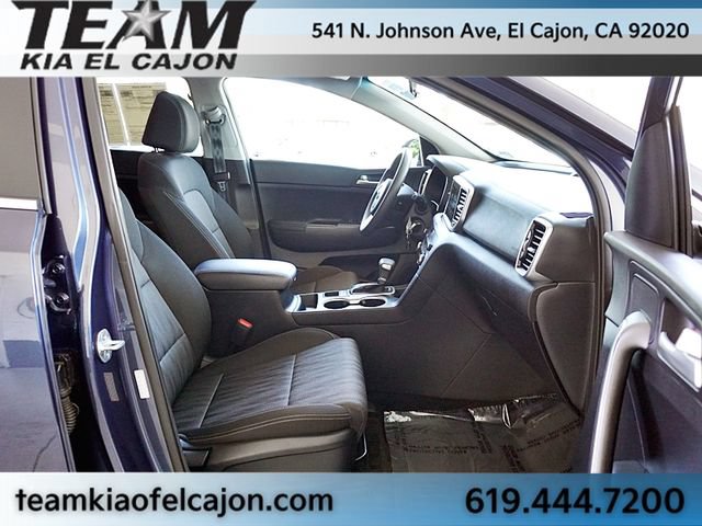 Used 2022 Kia Sportage LX AWD/4WD image 11