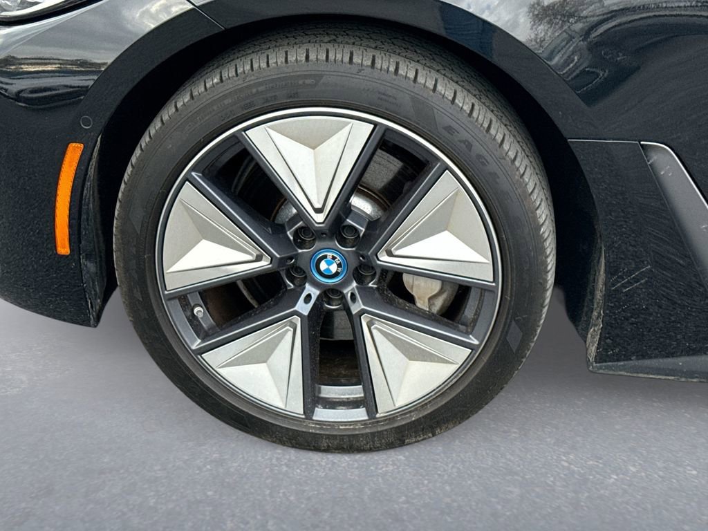 Used 2023 BMW i4 eDrive35 w/ Premium Package image 19