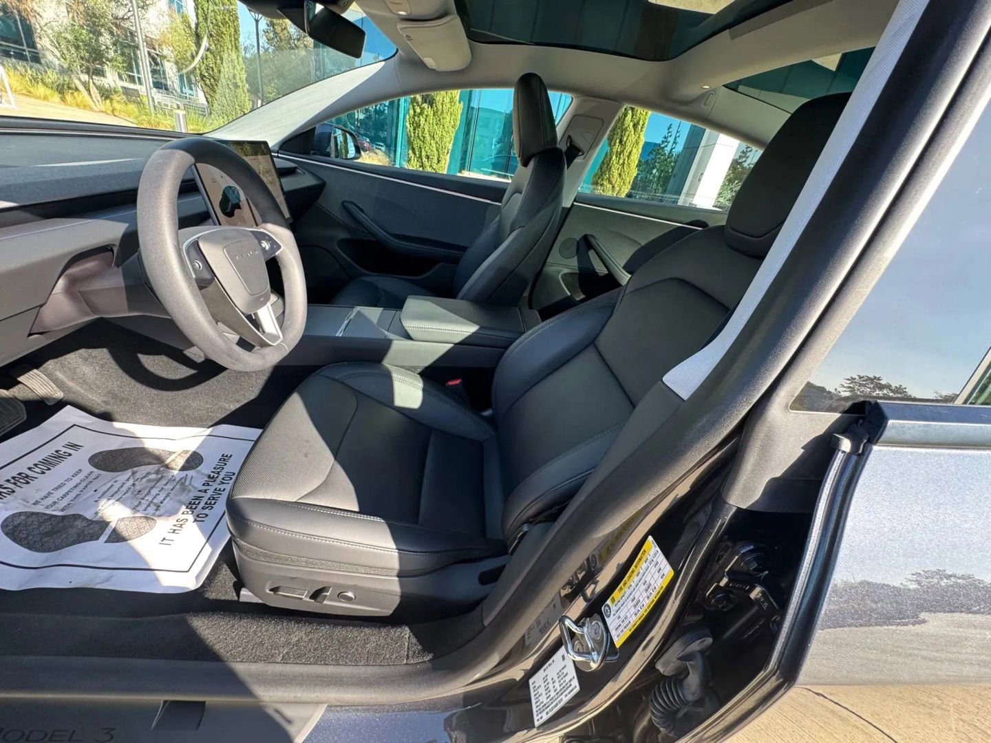 Used 2024 Tesla Model 3 Standard Range image 58