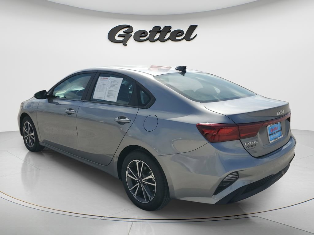 Used 2022 Kia Forte LXS image 6