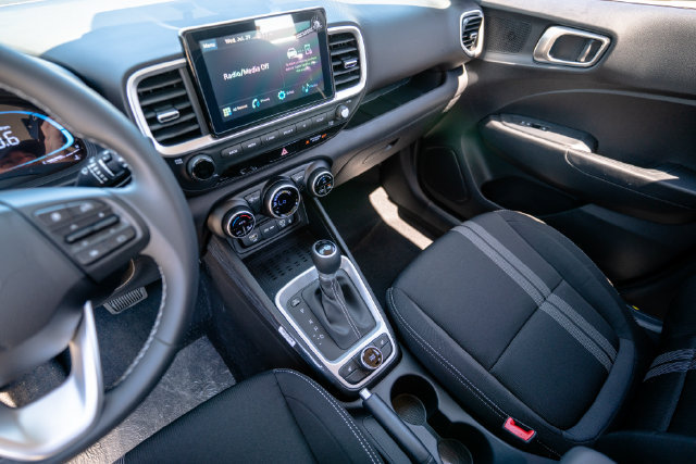 New 2026 Hyundai Venue SEL FWD image 22