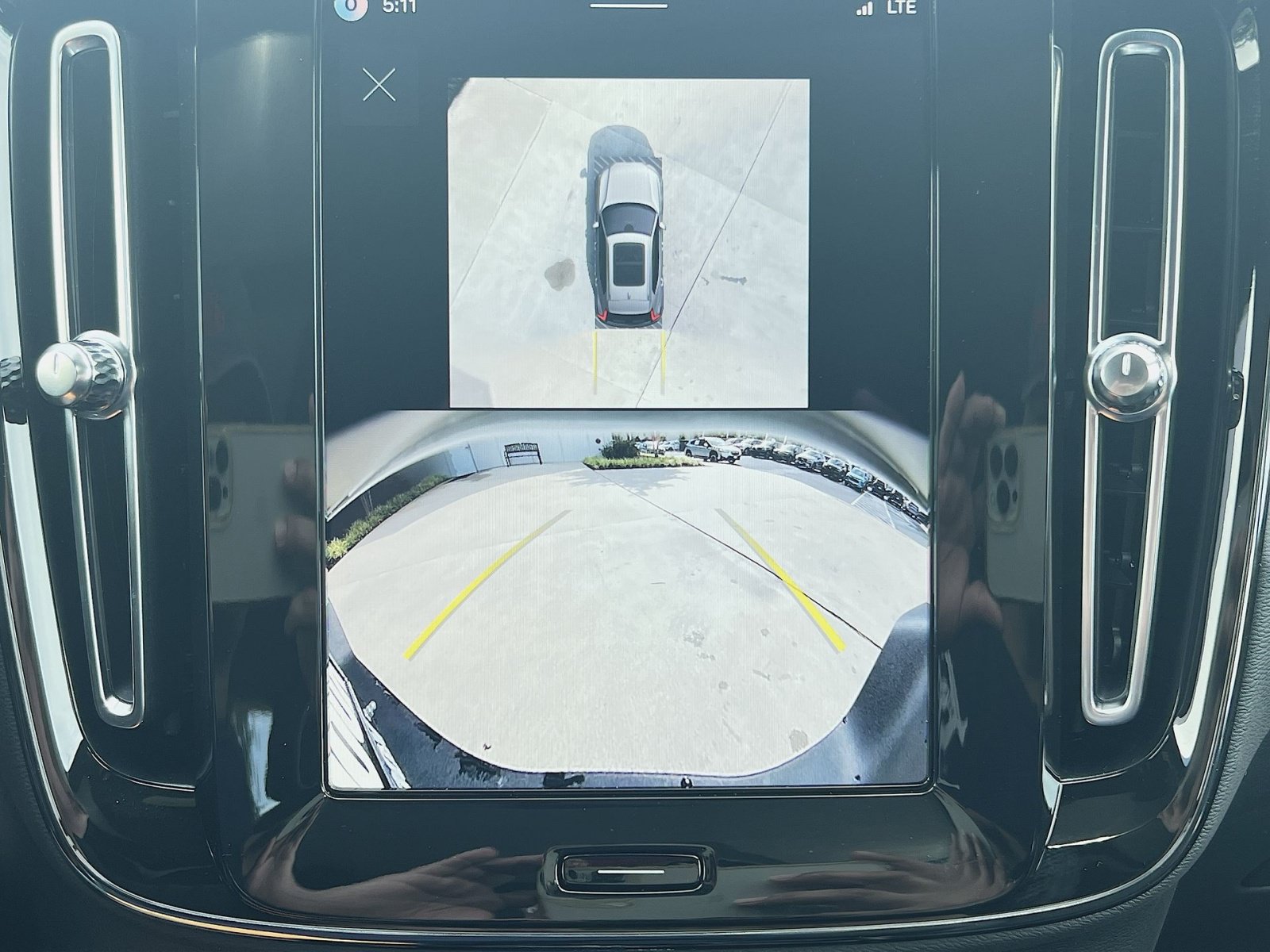 New 2026 Volvo EX40 Ultra AWD/4WD image 19