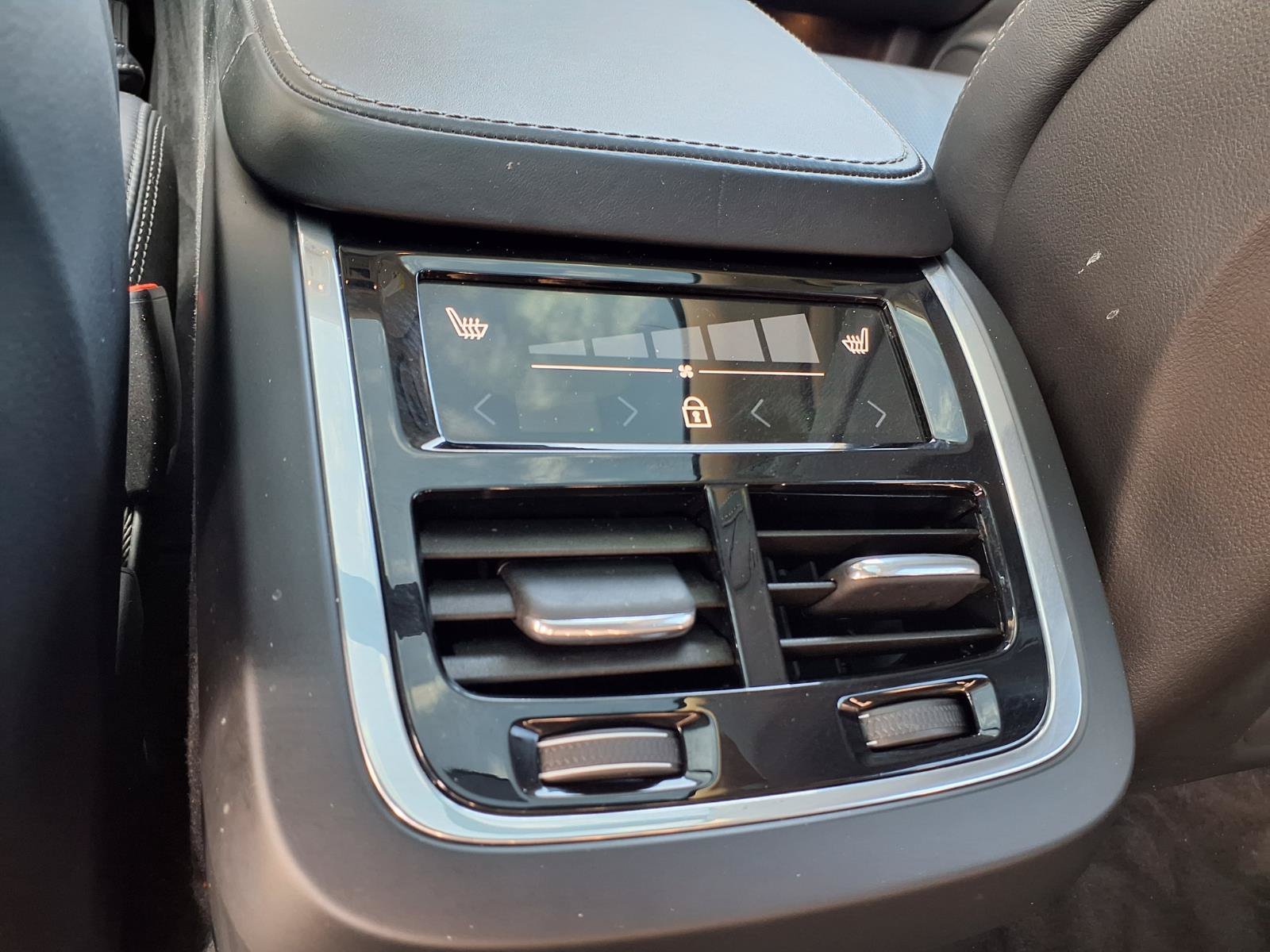 Used 2019 Volvo XC90 T6 Inscription w/ Advanced Package AWD/4WD image 25