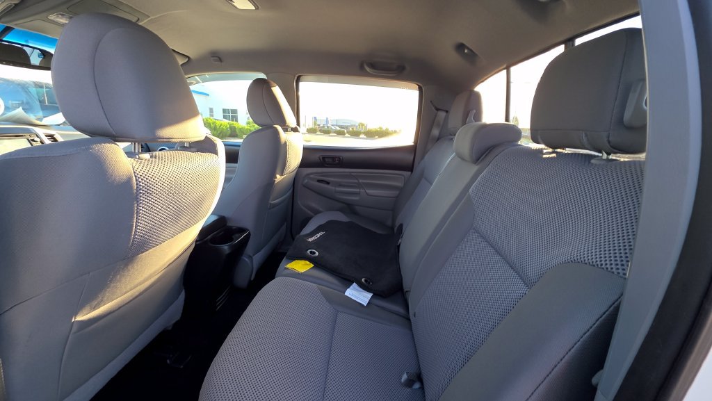 Used 2014 Toyota Tacoma 4x4 Double Cab w/ TRD Sport Package image 14