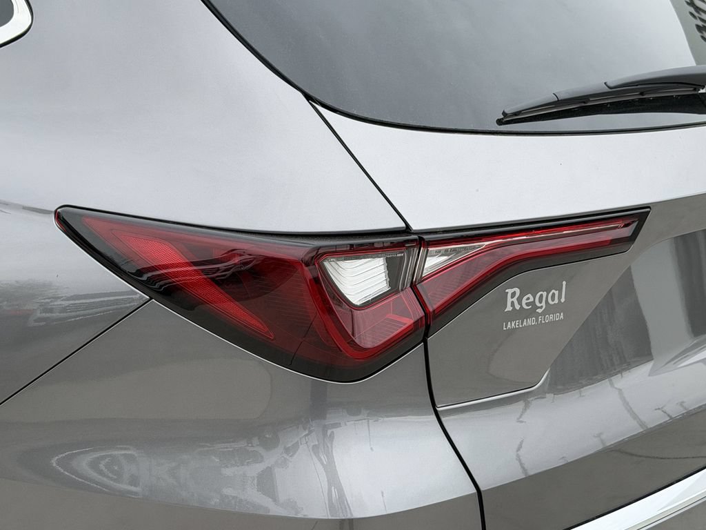 New 2026 Acura MDX w/ Technology Package FWD image 8