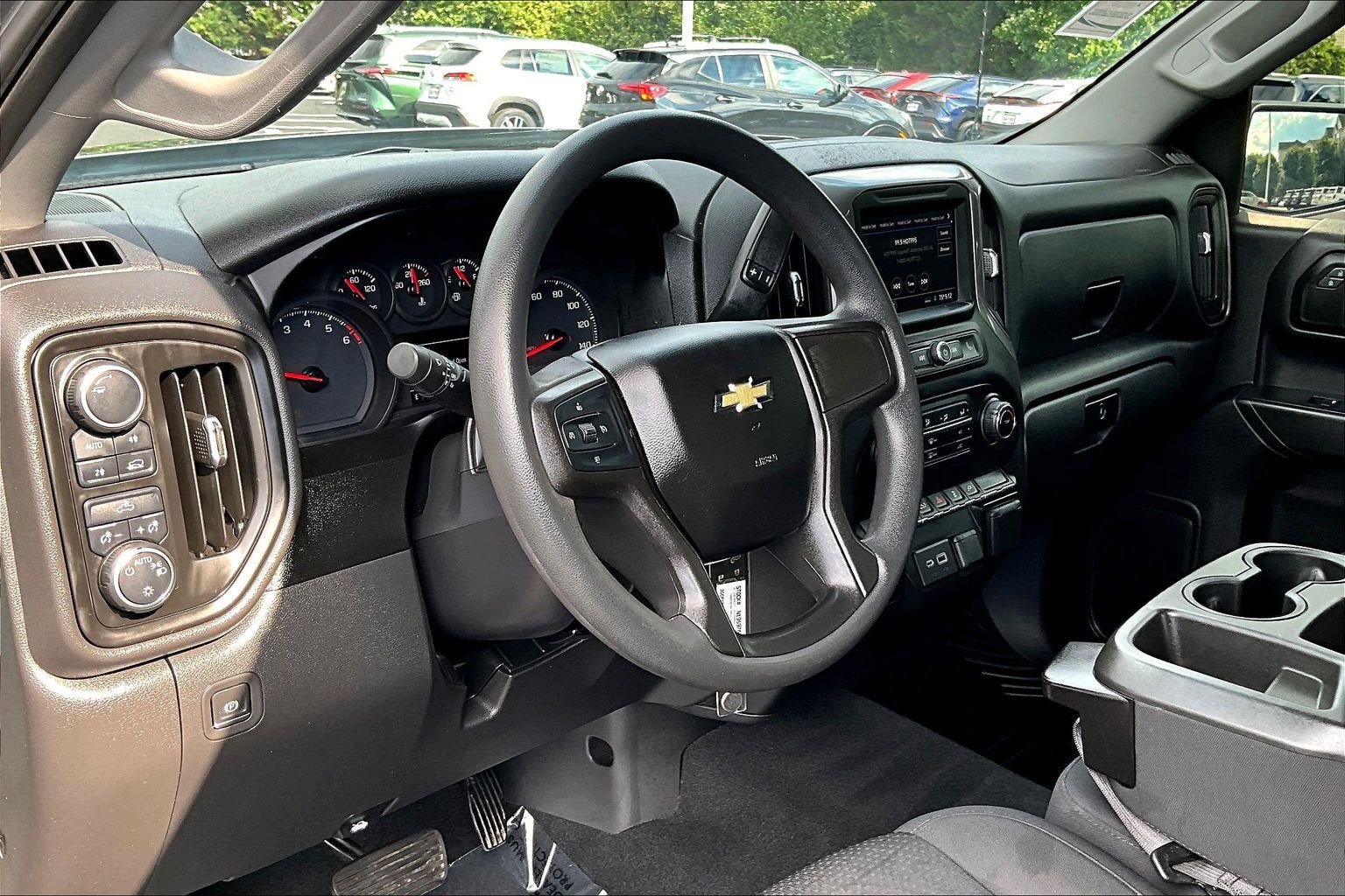 Used 2021 Chevrolet Silverado 1500 Custom AWD/4WD image 13