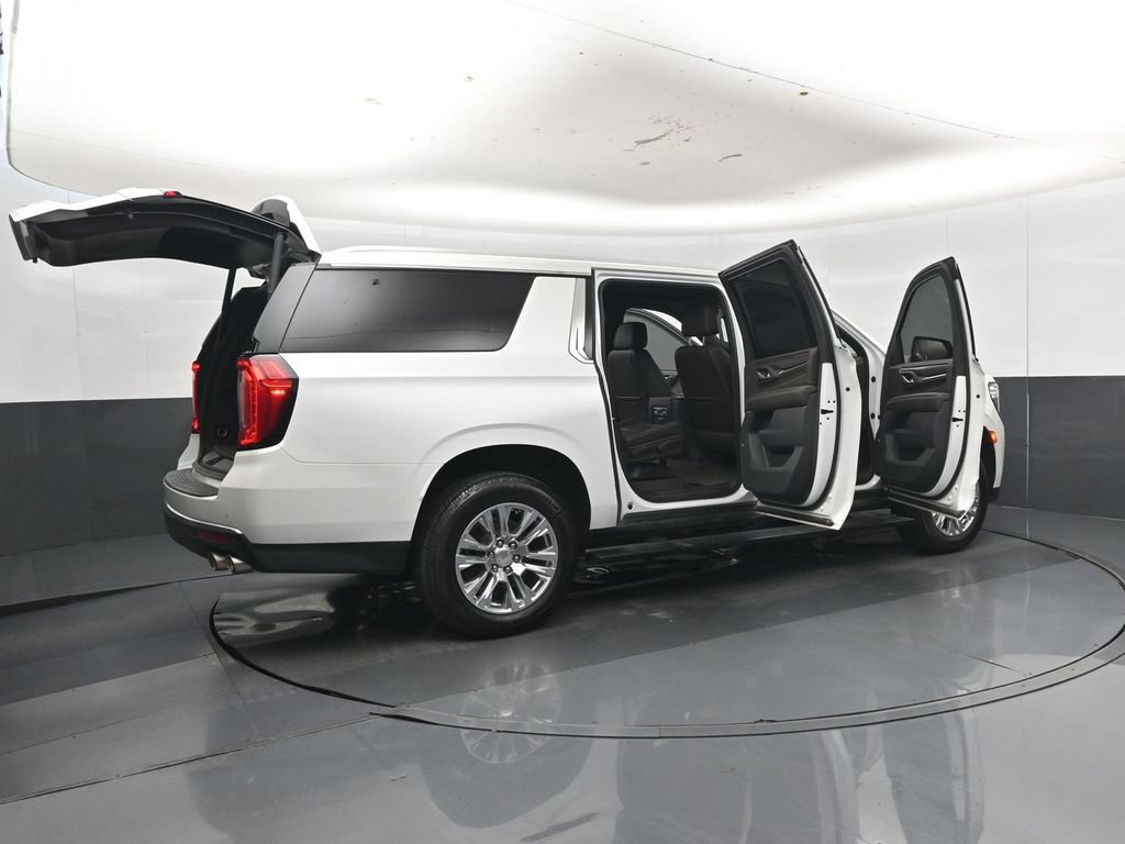 Used 2022 GMC Yukon XL Denali AWD/4WD image 58