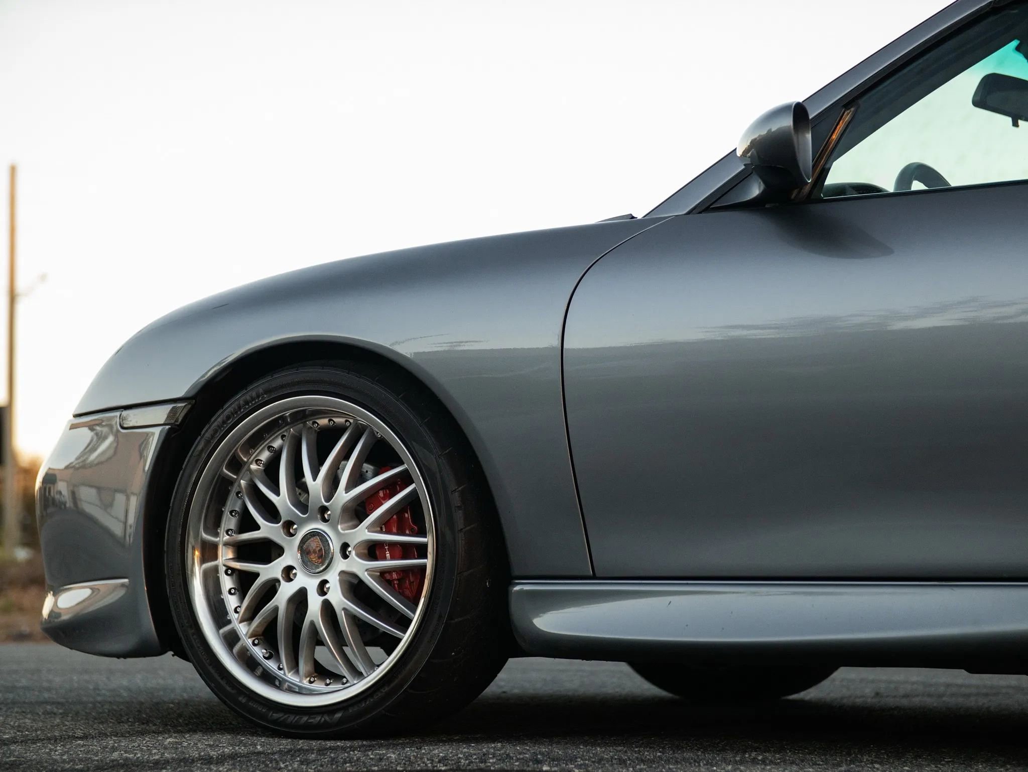 Used 2001 Porsche 911 Carrera 4 image 24