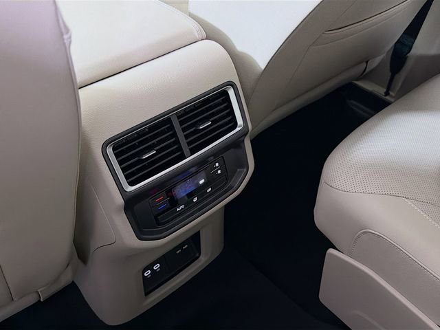 New 2026 Volkswagen Atlas SE FWD image 25