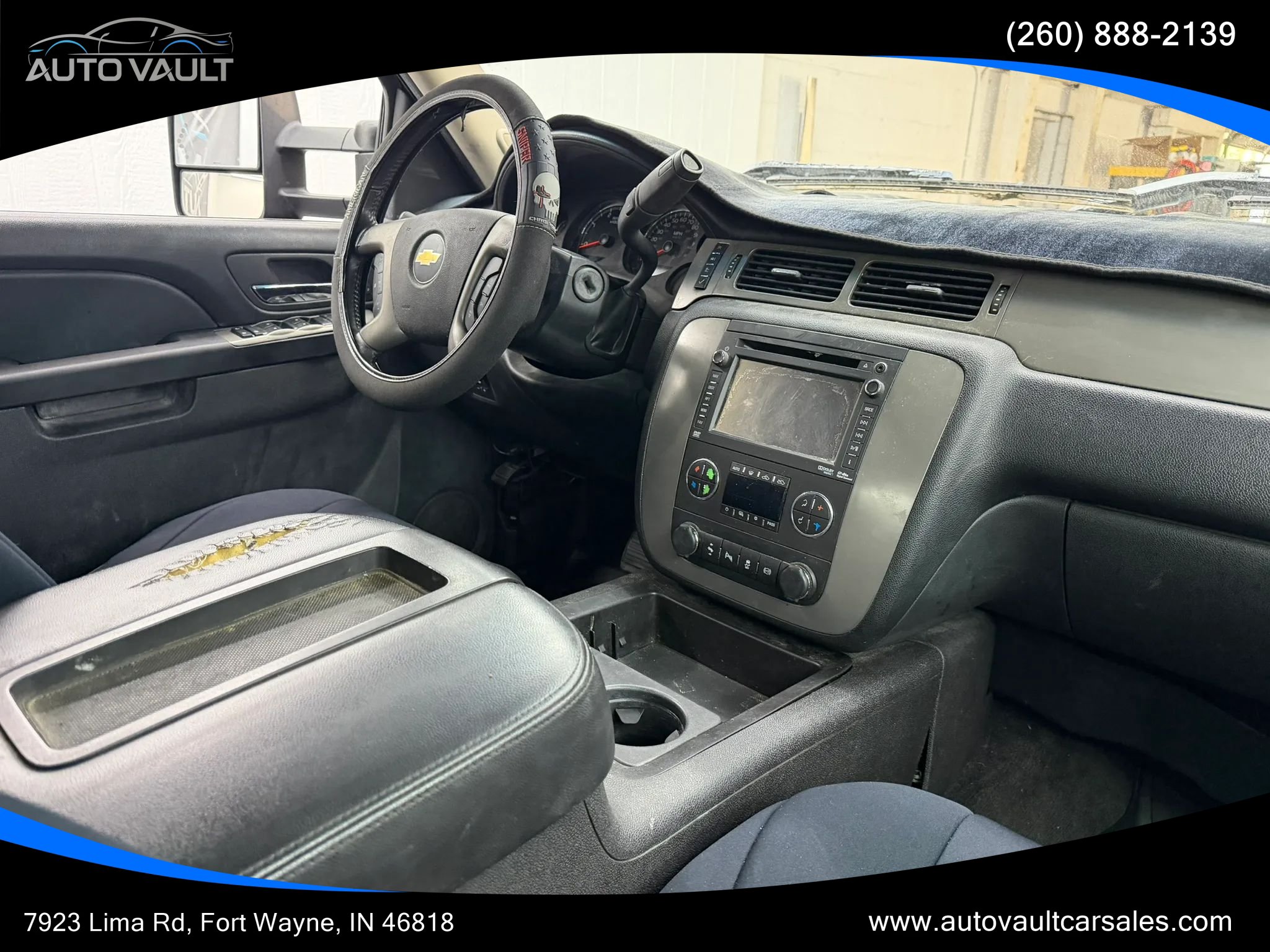 Used 2012 Chevrolet Silverado 2500 LTZ w/ LTZ Plus Package AWD/4WD image 11