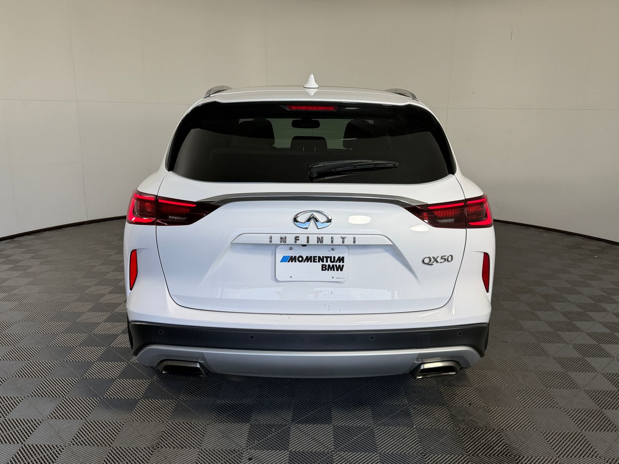 Used 2022 INFINITI QX50 Luxe FWD image 10