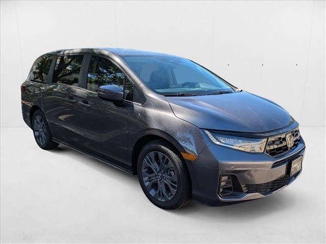 New 2026 Honda Odyssey Touring image 3