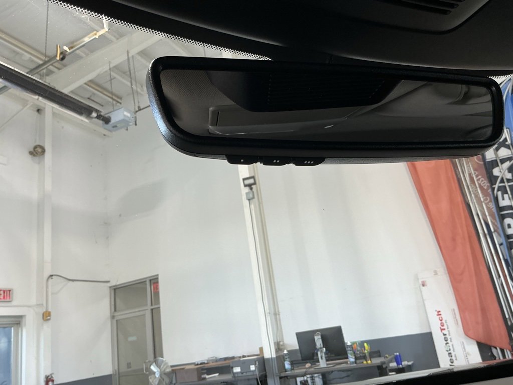 Used 2023 Nissan Pathfinder SL w/ Lighting Package (N92) image 13