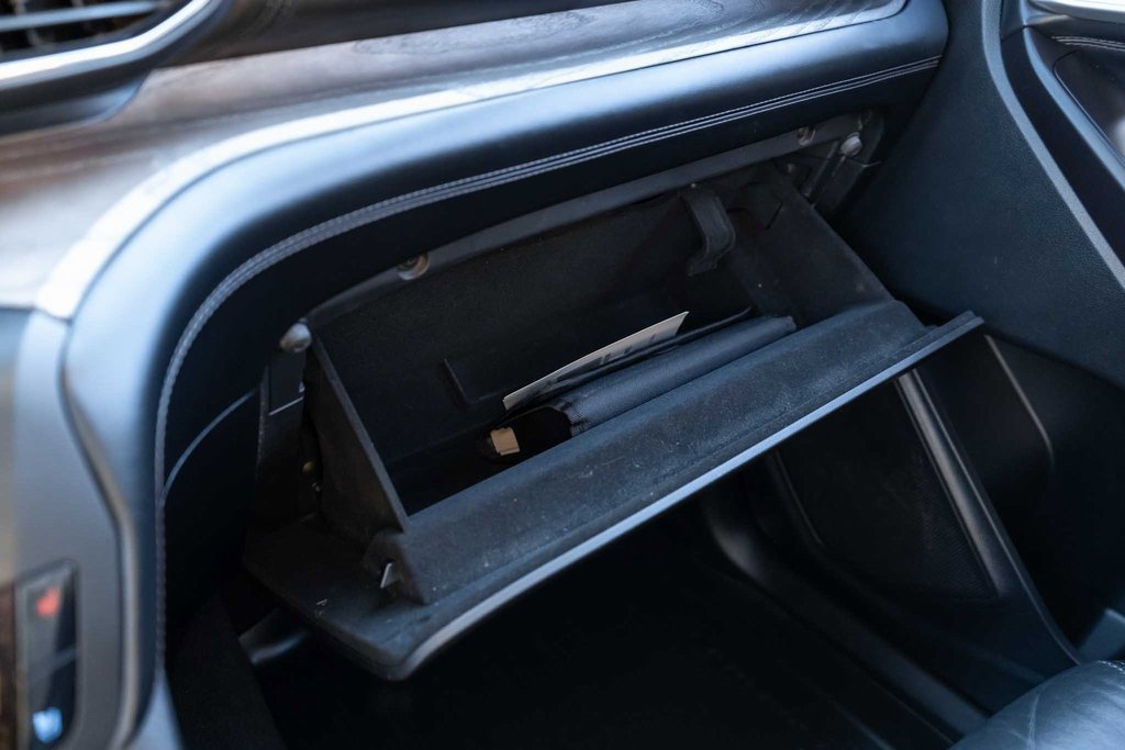 Used 2020 Ford Explorer Platinum w/ Premium Technology Package image 21