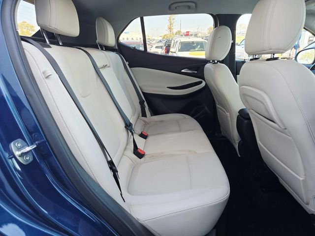 Used 2021 Buick Encore GX Select image 11