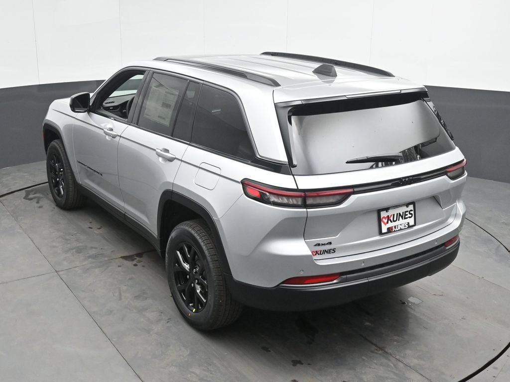 New 2026 Jeep Grand Cherokee Altitude AWD/4WD image 45