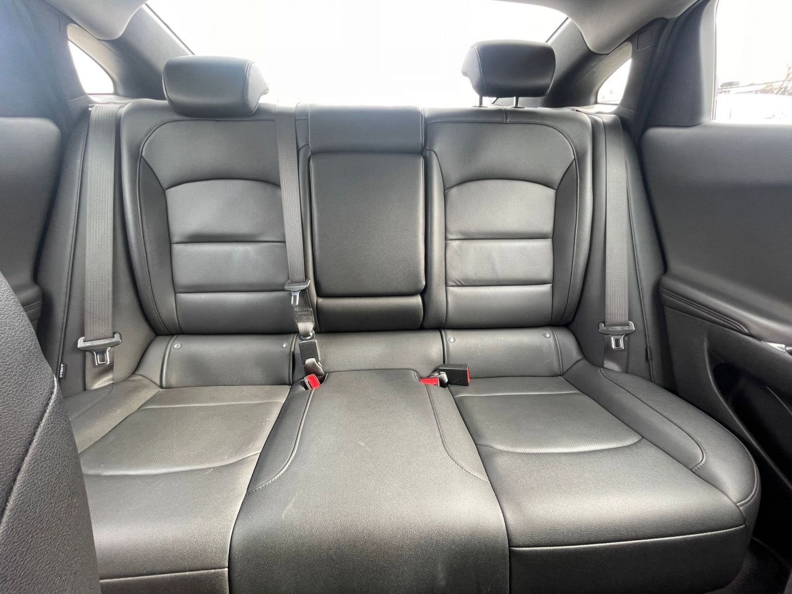 Used 2024 Chevrolet Malibu LT image 40