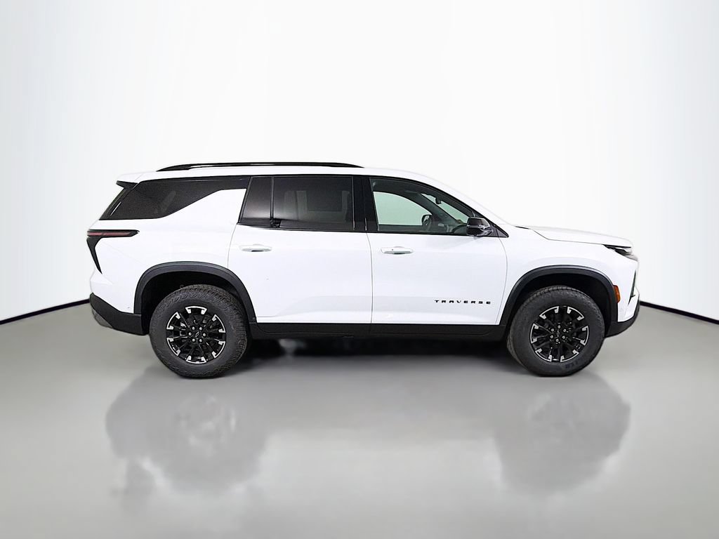 New 2026 Chevrolet Traverse Z71 w/ Enhanced Driving Package AWD/4WD image 4