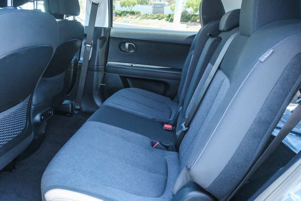 New 2025 Hyundai Ioniq 5 SE RWD image 19