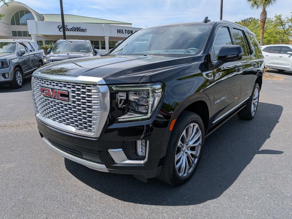 Used 2023 GMC Yukon Denali w/ LPO, Floor Liner Package image 8
