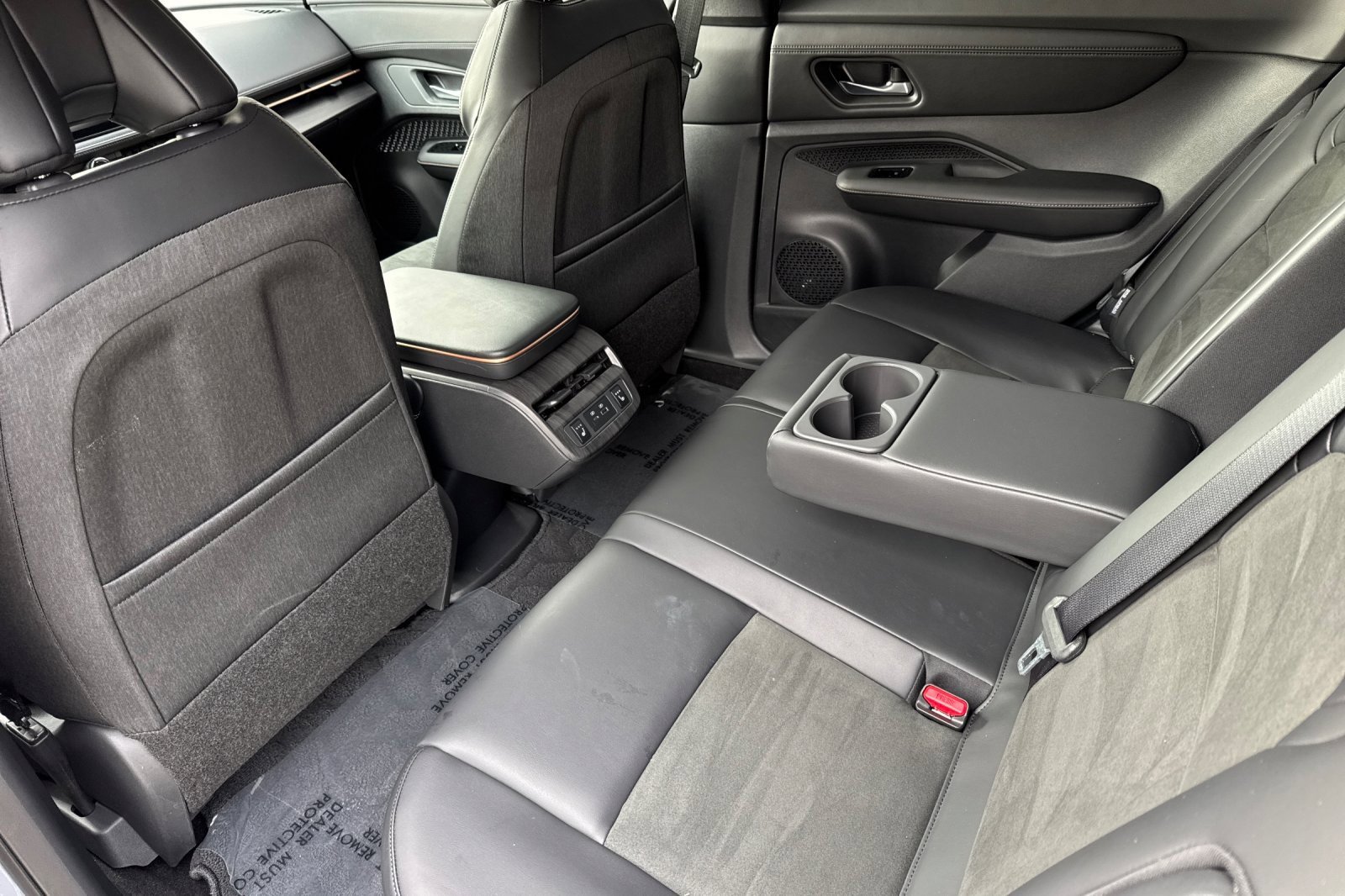 Certified 2024 Nissan Ariya FWD image 13