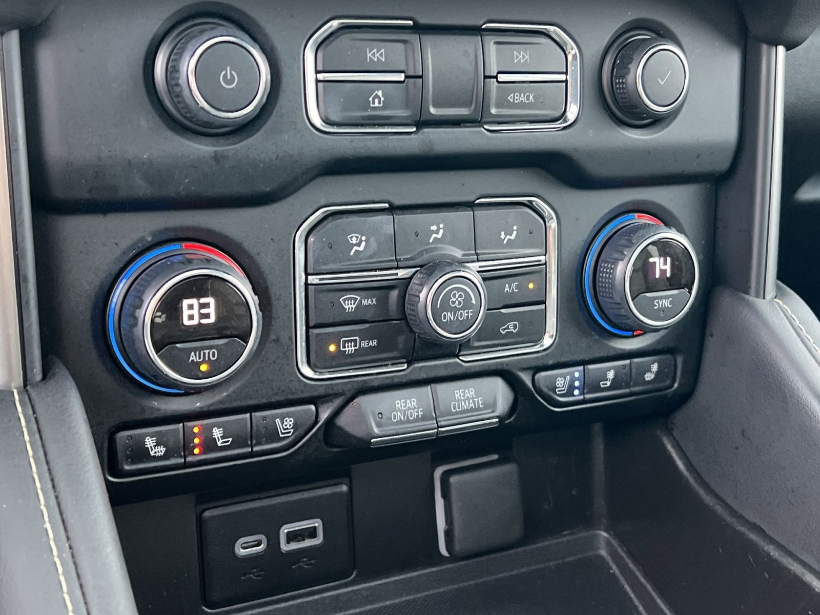 Used 2021 Chevrolet Tahoe Premier image 21