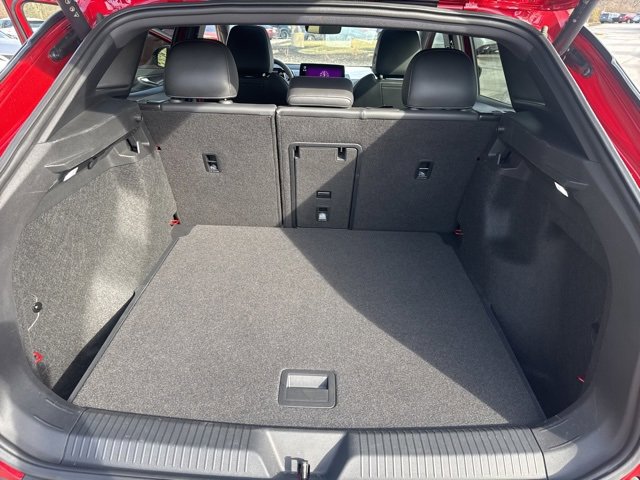 Used 2024 Volkswagen ID.4 S image 36