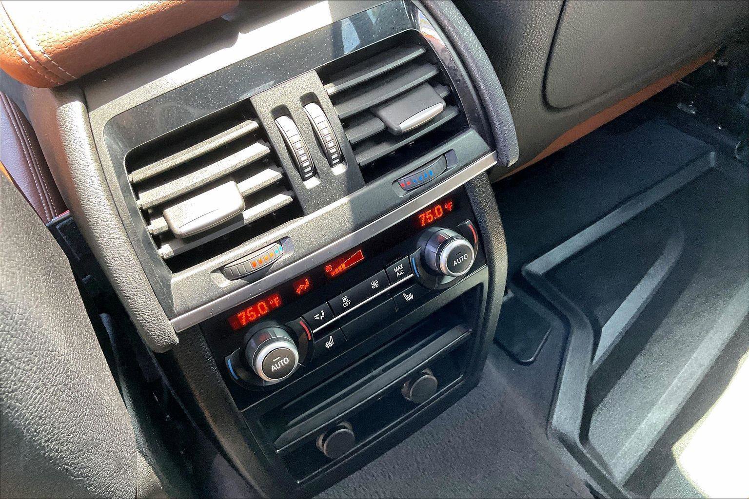 Used 2019 BMW X6 xDrive35i w/ M Sport Package image 10