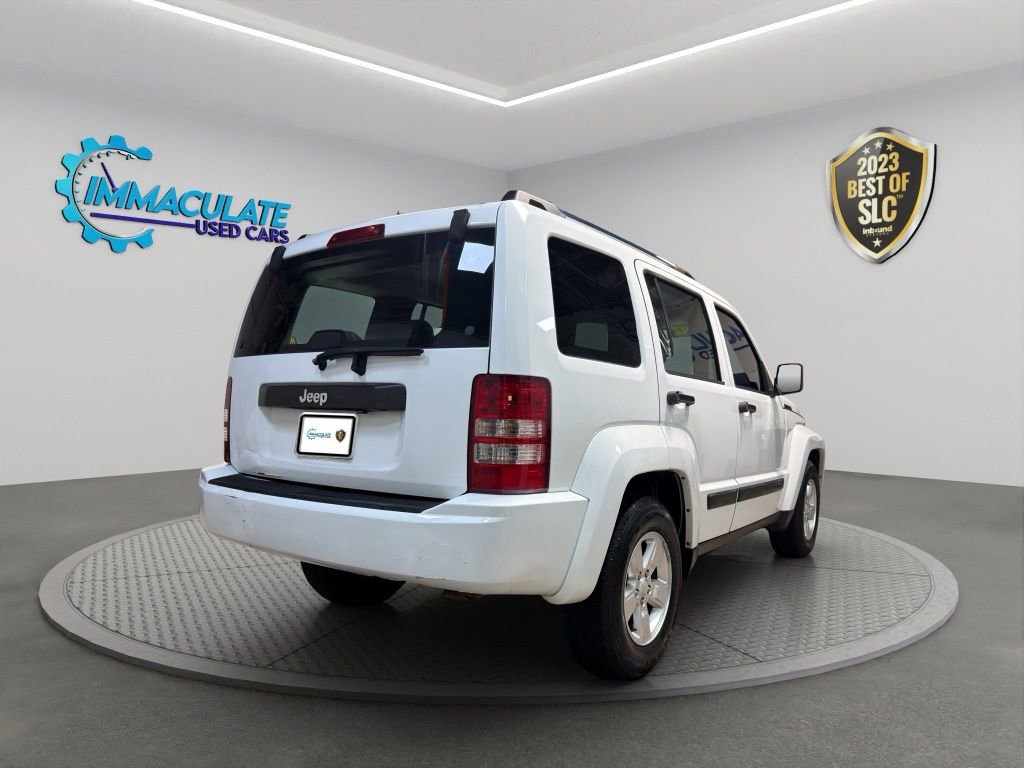 Used 2012 Jeep Liberty Sport RWD image 5
