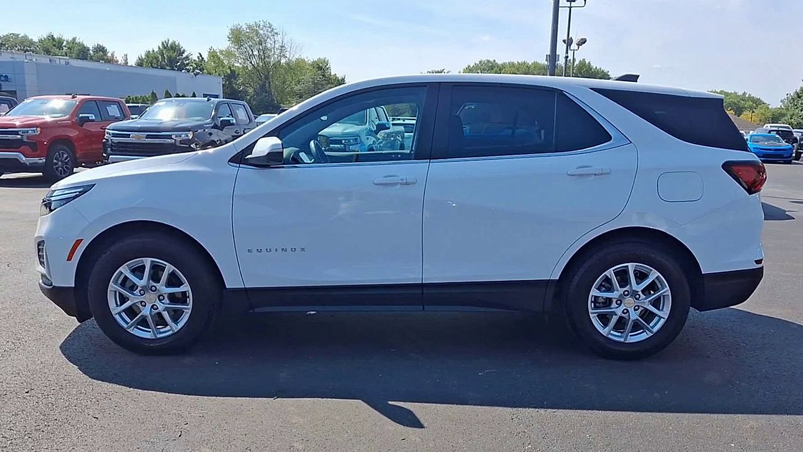 Certified 2022 Chevrolet Equinox LT image 2