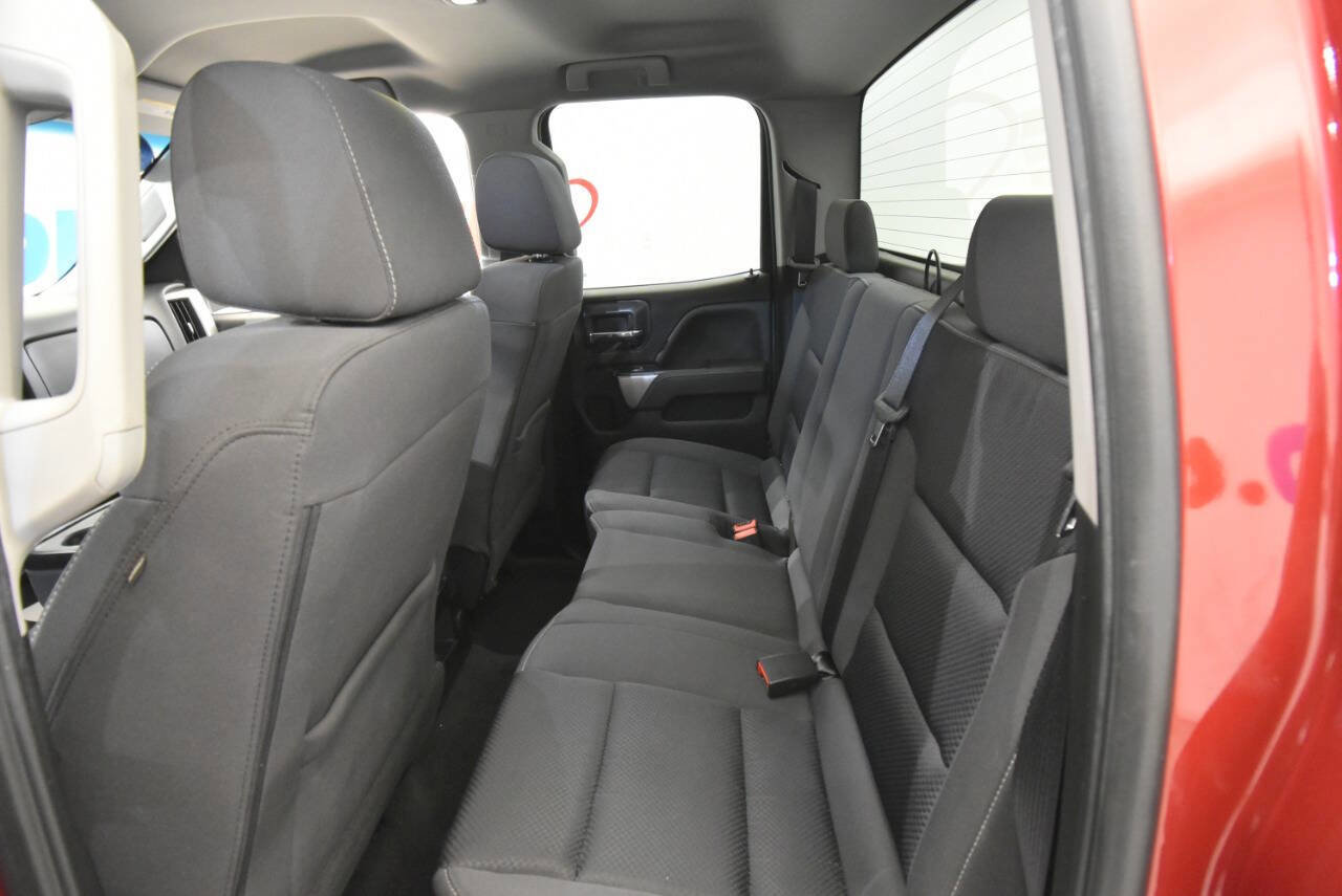 Used 2018 Chevrolet Silverado 1500 LT w/ All Star Edition AWD/4WD image 17
