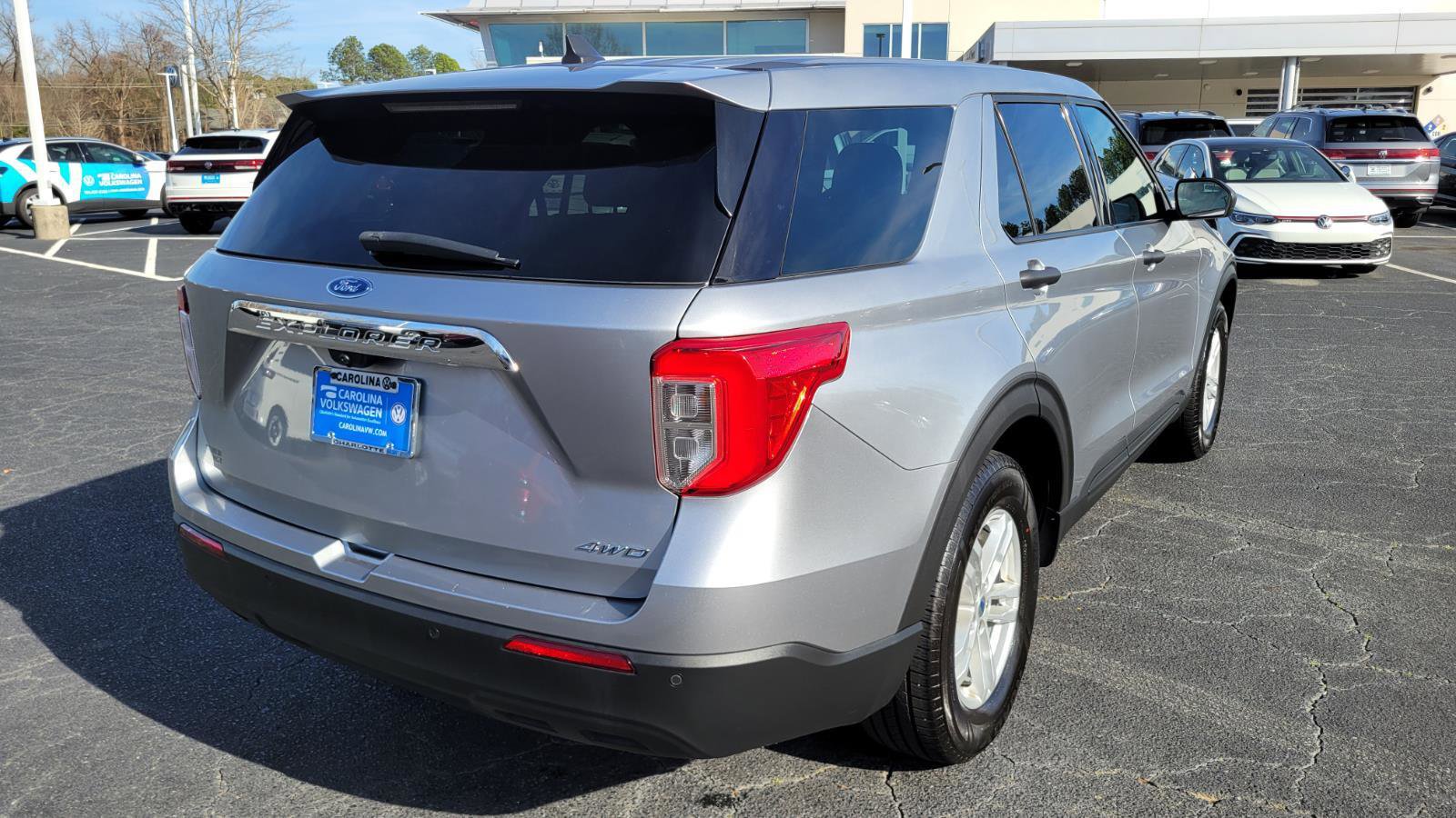 Used 2022 Ford Explorer Base image 5