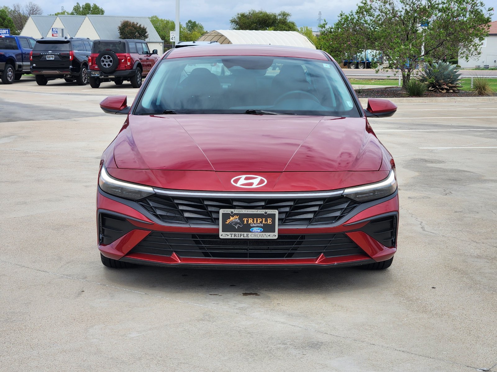 Used 2024 Hyundai Elantra SEL FWD image 6