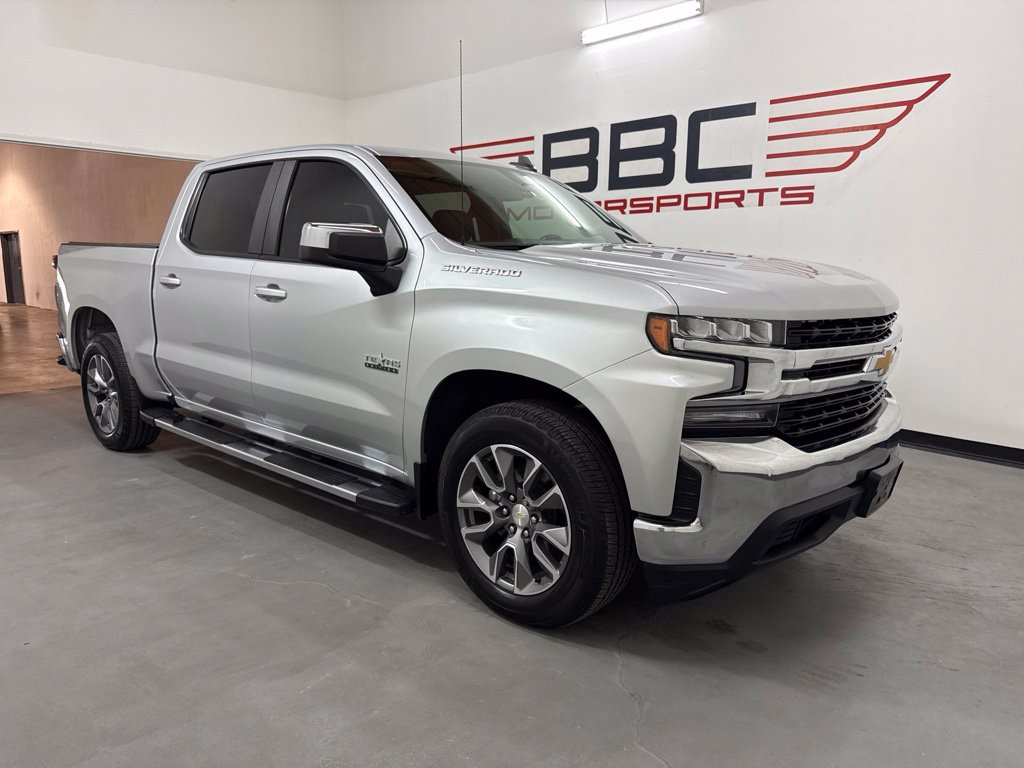 Used 2019 Chevrolet Silverado 1500 LT w/ Texas Edition RWD image 2