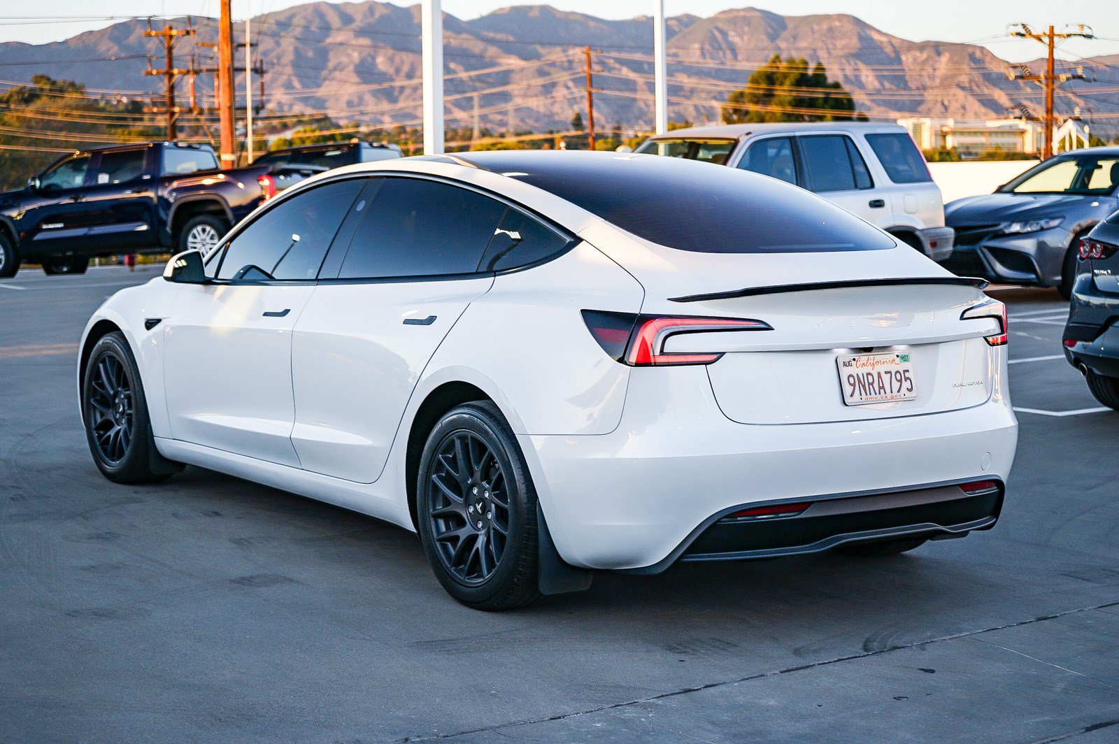 Used 2024 Tesla Model 3 Long Range AWD/4WD image 5
