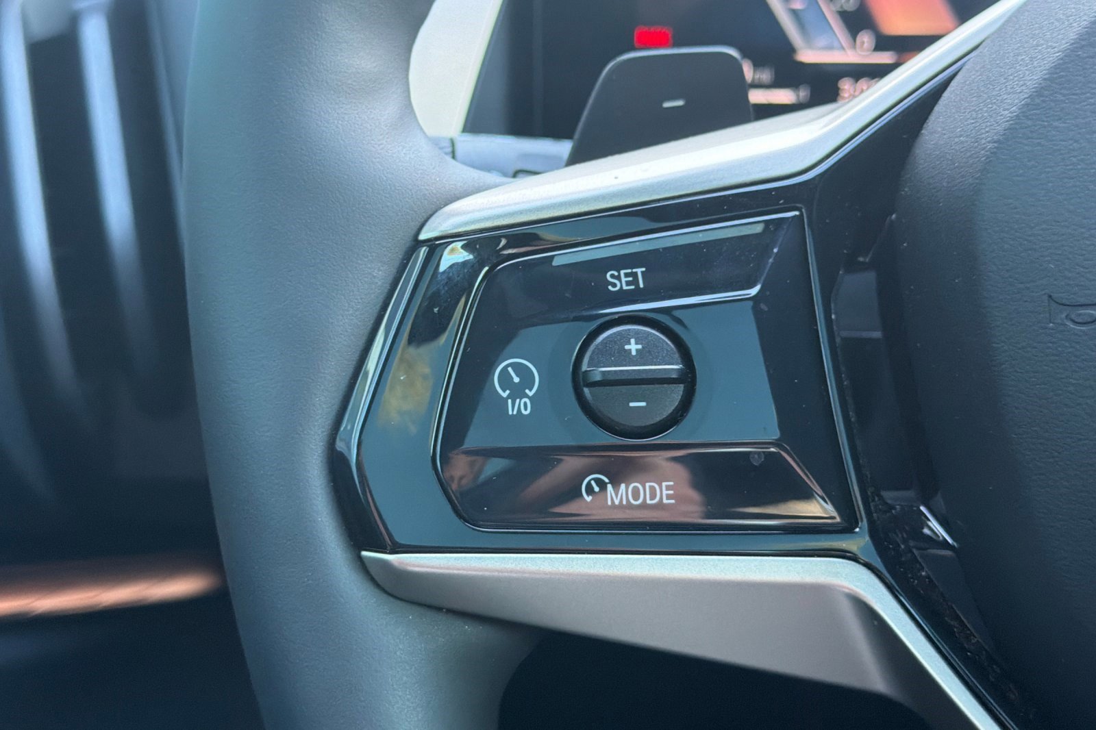 Used 2025 BMW X3 xDrive30i w/ Premium Package image 30