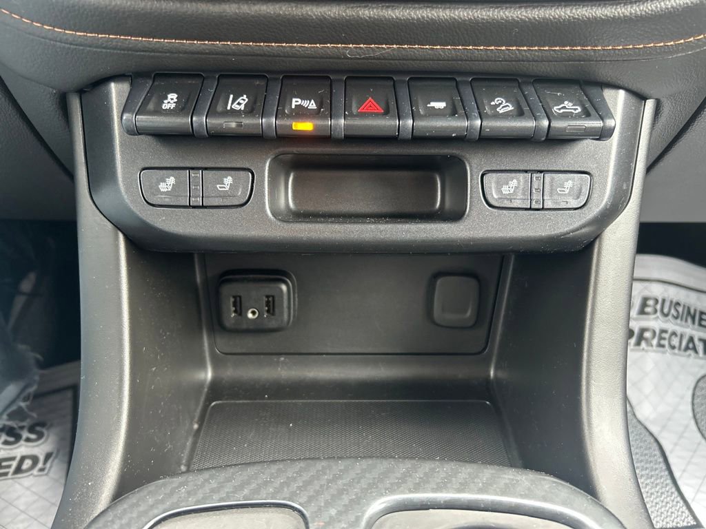 Used 2021 GMC Canyon AT4 w/ Driver Alert Package image 28