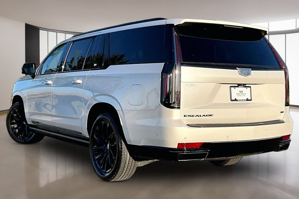 Used 2023 Cadillac Escalade ESV Sport Platinum w/ LPO, ONYX Package AWD/4WD image 12